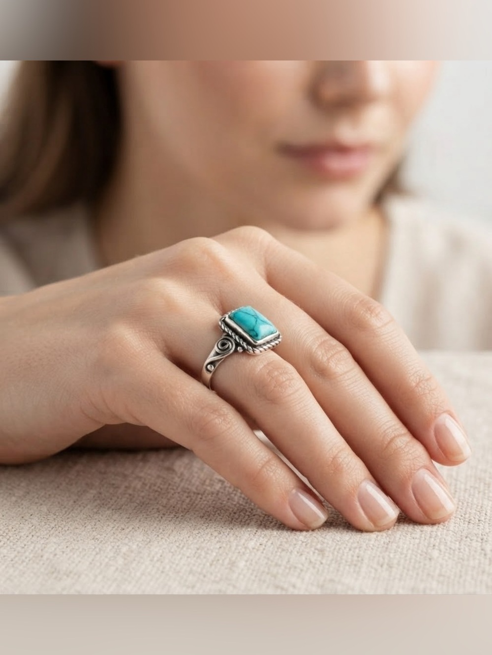 Women’s Turquoise look Stone 925 sterling Silver Ring - size 7